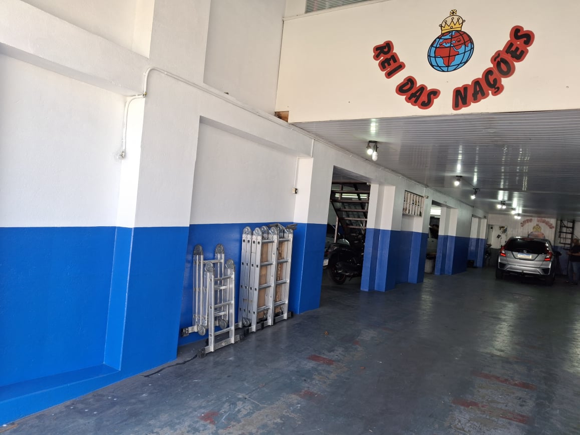 empresa especializada em troca e reparo de para-brisas, farol, vidros, setas e manutenção para seu veículo